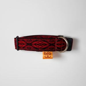 Collar Andes rojo con negro